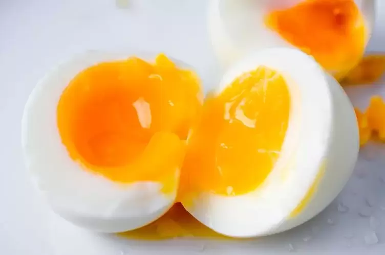 mäkké kuracie vajce pre bezsacharidovú stravu